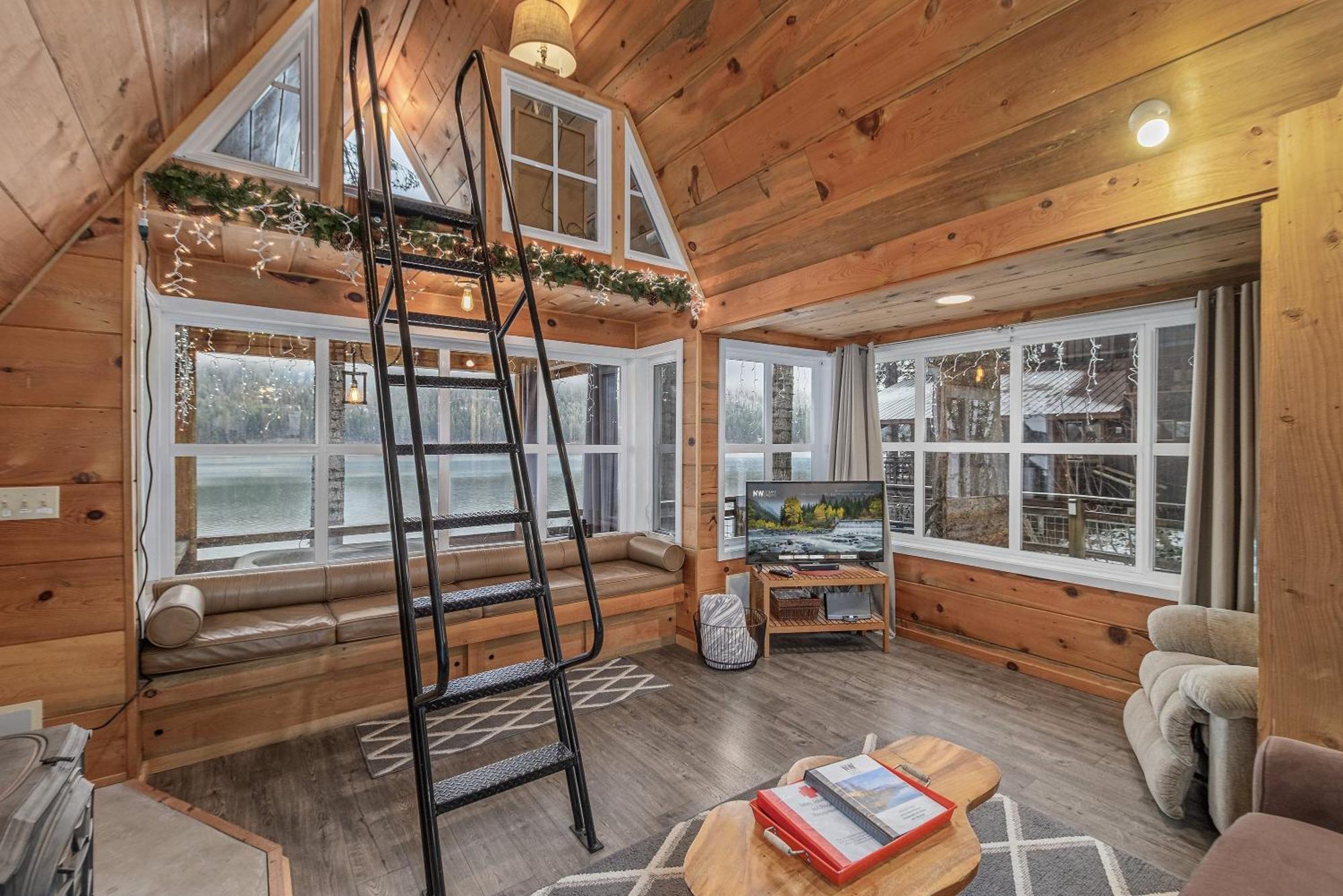 Doc Roy'S Legacy On Fish Lake By Nw Comfy Cabins Leavenworth Exterior photo