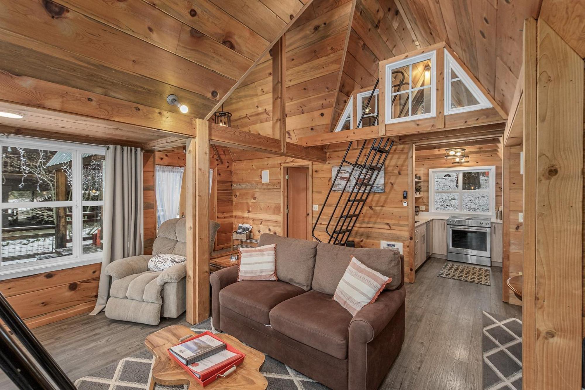 Doc Roy'S Legacy On Fish Lake By Nw Comfy Cabins Leavenworth Exterior photo